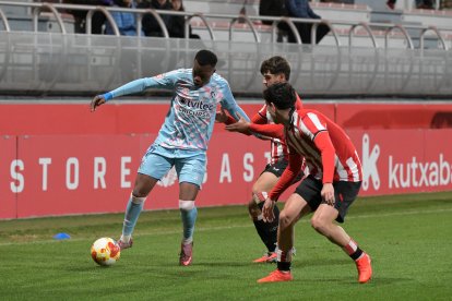 Los jugadores de la Ponferradina no dieron una alegría a su fiel afición en el comienzo competitivo del año 2026.