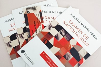 Prentación del libro 'Examen de nacionalidad'.