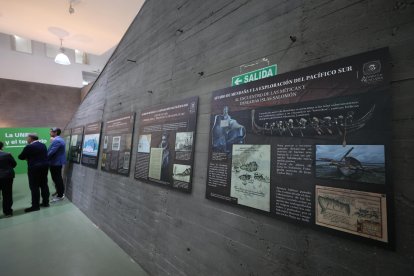 Los paneles informativos incluidos en la muestra