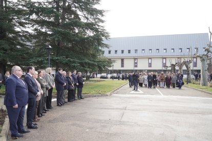 El Gobierno de Castilla y León guarda un minuto de silencio en recuerdo de los fallecidos en el accidente de tren de Adamuz (Córdoba)