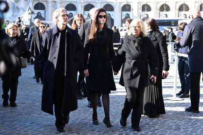Roma (Italy), 23/01/2026.- British-US fashion editor Anna Wintour arrives to attend Valentino Garavani's funeral at the Basilica of S. Maria degli Angeli e dei Martiri in Rome, Italy, 23 January 2026. Valentino passed away at the age of 93 at his home in Rome on 19 January 2026. (Moda, Italia, Roma) EFE/EPA/MAURIZIO BRAMBATTI