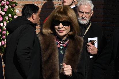 Roma (Italy), 23/01/2026.- Giancarlo Giammetti (R) at the end of Italian fashion designer Valentino Garavani's funeral at the Basilica of S. Maria degli Angeli e dei Martiri in Rome, Italy, 23 January 2026. Valentino passed away at the age of 93 at his home in Rome on 19 January 2026. (Moda, Italia, Roma) EFE/EPA/MAURIZIO BRAMBATTI