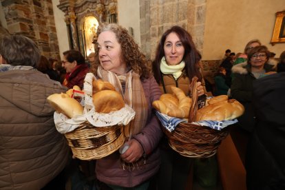 Bendición de panes en Cacabelos