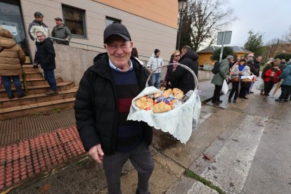 Bendición de panes en Cacabelos