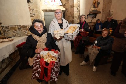 Bendición de panes en Cacabelos