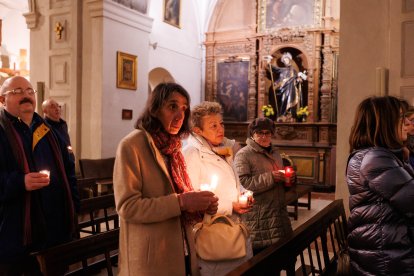 Celebración de las Candelas en la iglesia de Santa Marina en León.