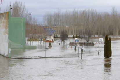 Crecida del río en Cebrones del Río.