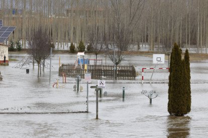 Crecida del río en Cebrones del Río.