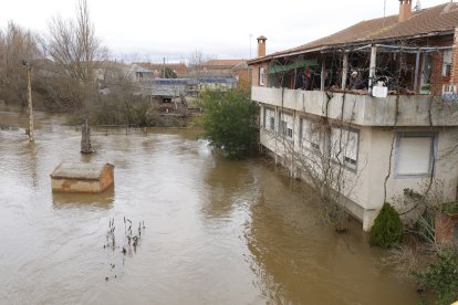 Crecida del río en Cebrones del Río.