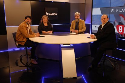 Santi Rodríguez, María Jesús Muñiz, Menéndez y Juan Carlos Rodríguez.