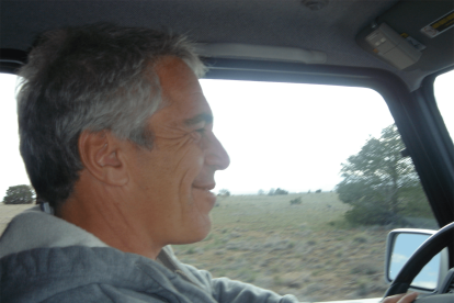 Las fotos desclasificadas del caso Epstein.