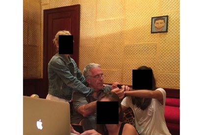 Las fotos desclasificadas del caso Epstein.