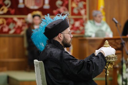 Sergio Boixo y César de la Fuente reciben la máxima distinción de la ULE.