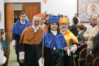 Sergio Boixo y César de la Fuente reciben la máxima distinción de la ULE.