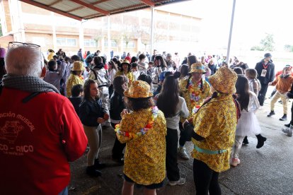 El Carnaval de los Colegios toma La Bañeza