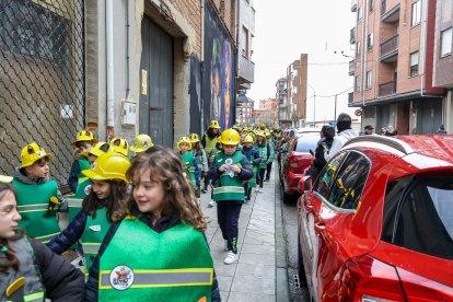 El Carnaval de los Colegios toma La Bañeza