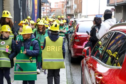 El Carnaval de los Colegios toma La Bañeza