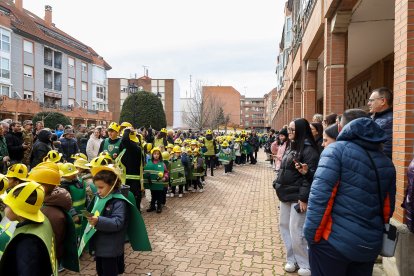 El Carnaval de los Colegios toma La Bañeza