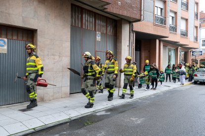 El Carnaval de los Colegios toma La Bañeza