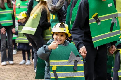 El Carnaval de los Colegios toma La Bañeza.