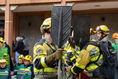 El Carnaval de los Colegios toma La Bañeza.