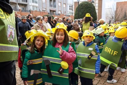 El Carnaval de los Colegios toma La Bañeza.