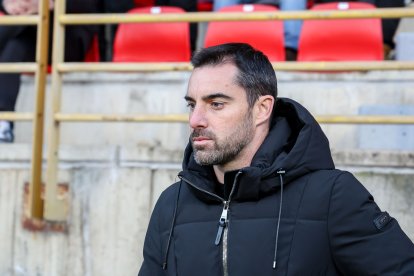 Cultural y Zaragoza sellan un empate a cero en un encuentro muy espeso