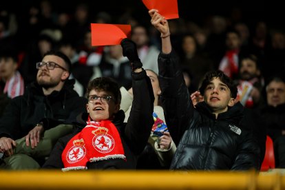 Cultural y Zaragoza sellan un empate a cero en un encuentro muy espeso