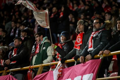 Cultural y Zaragoza sellan un empate a cero en un encuentro muy espeso