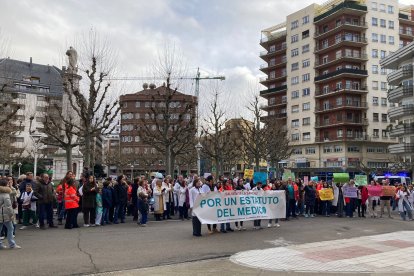 Los médicos alzaron su voz por las calles de León contra el Estatuto Marco.
