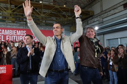 Pedro Sánchez, tras el mitin ofrecido en Ponferrada esta mañana de domingo
