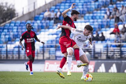 Victoria 'in-extremis' para la Ponferradina.