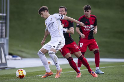 Victoria 'in-extremis' para la Ponferradina.