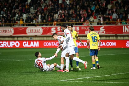 De la Barrera no logra resurgir al equipo culturalista en su debut.