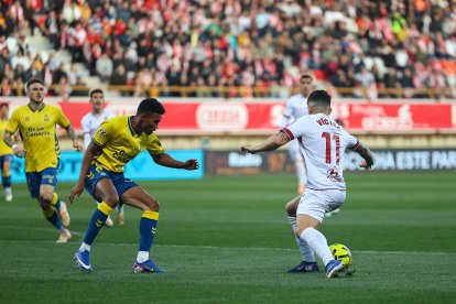 De la Barrera no logra resurgir al equipo culturalista en su debut.