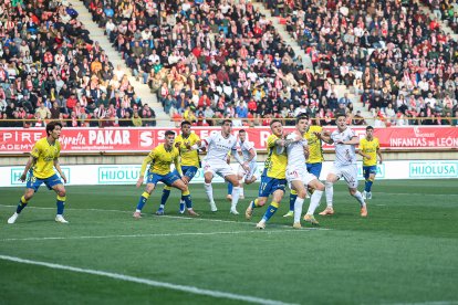 De la Barrera no logra resurgir al equipo culturalista en su debut.