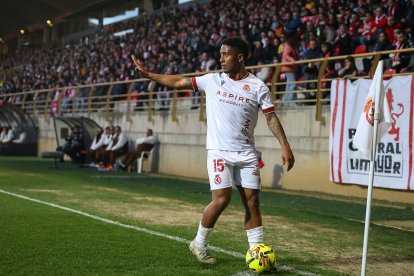 De la Barrera no logra resurgir al equipo culturalista en su debut.