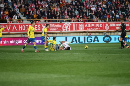 De la Barrera no logra resurgir al equipo culturalista en su debut.