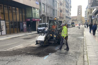 Corte de Padre Isla para reparar los baches
