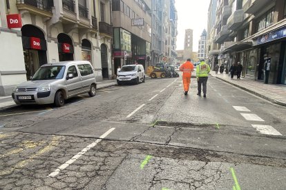Corte de Padre Isla para reparar los baches