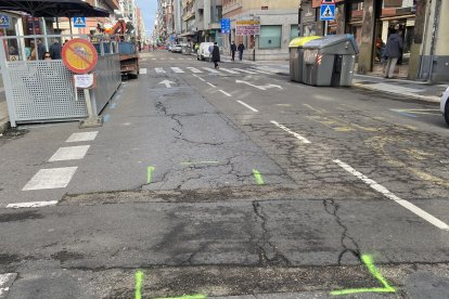 Corte de Padre Isla para reparar los baches