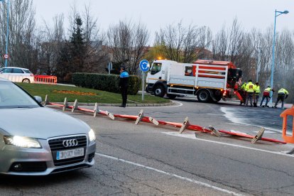 Corte en la rotonda de Gutiérrez Mellado.