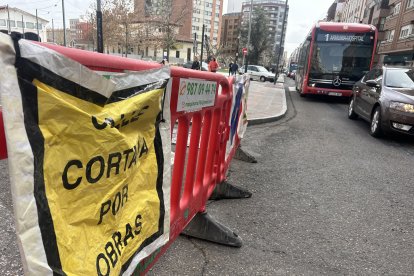 Atascos en Padre Isla, entre Suero de Quiñones y Federico Echeverría.