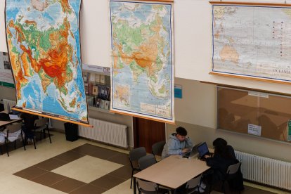 Exposición de cartografía en la Universidad de León.