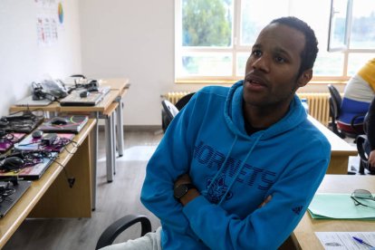 Ecyl homologa títulos de Asprona