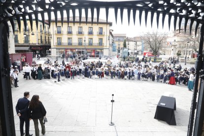 El acto se enmarca dentro de los festejos del centenario del arquitecto.