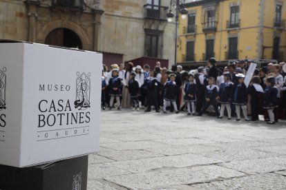 El acto se enmarca dentro de los festejos del centenario del arquitecto.
