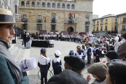 El acto se enmarca dentro de los festejos del centenario del arquitecto.