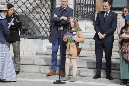 El acto se enmarca dentro de los festejos del centenario del arquitecto.
