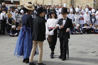 El acto se enmarca dentro de los festejos del centenario del arquitecto.